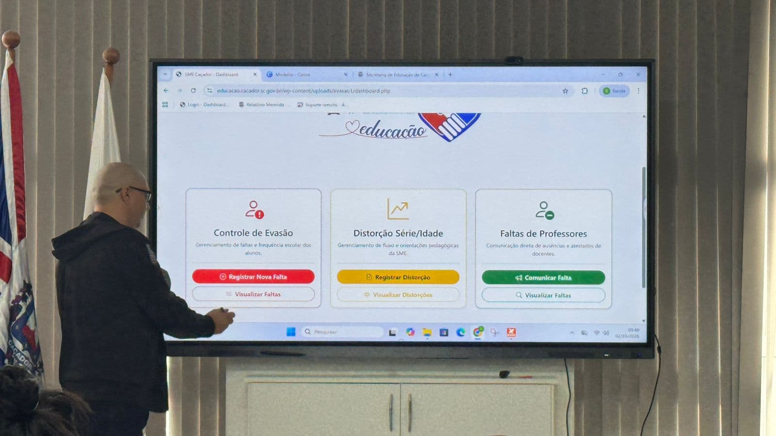 Plataforma online inova gestão educacional em Caçador - Prefeitura de Caçador |