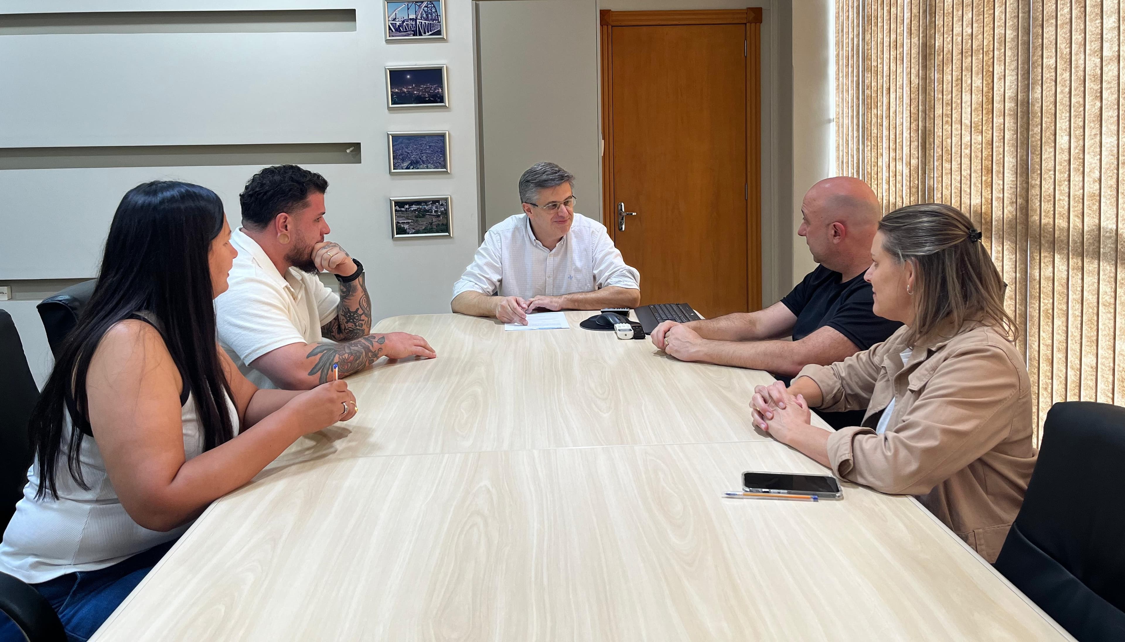 Assinada ordem de serviço para reforma do posto de Saúde do Rancho Fundo - Caçador Online