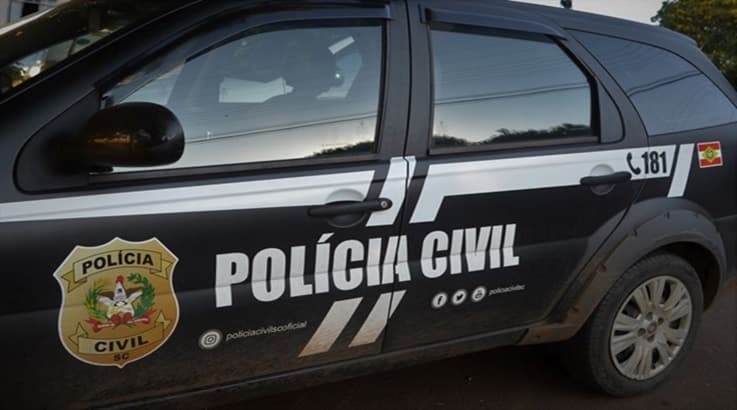Operação: Polícia Civil e Militar desarticulam ponto de tráfico de drogas em Lebon Régis - Caçador Online