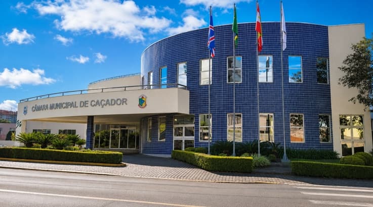 Câmara de Caçador aprova criação da Escola do Legislativo para fortalecer educação política e cidadania