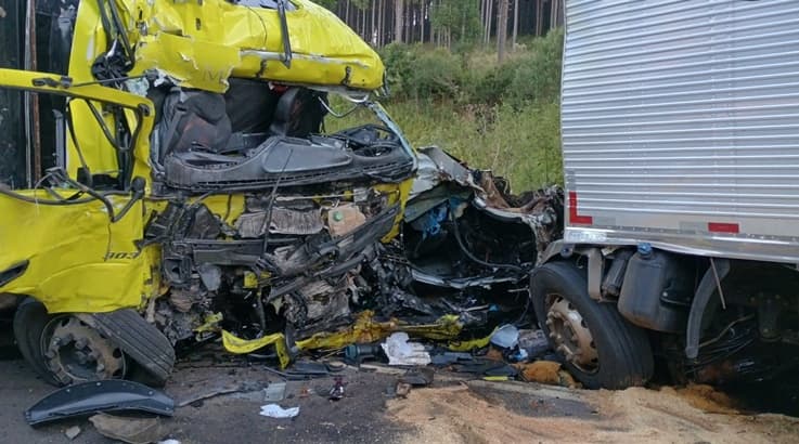 Lebon Régis: Dois motoristas morrem em choque frontal na SC-350 - Caçador Online