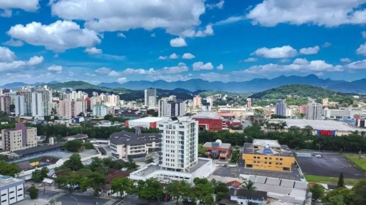 IBGE: Joinville supera Itajaí e retoma posto de maior economia de Santa Catarina