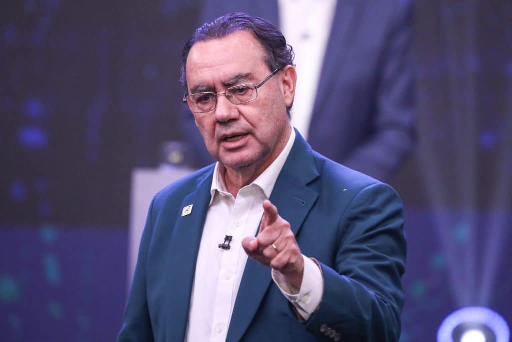 Metodologia de Augusto Cury firma contratos públicos milionários em dez estados