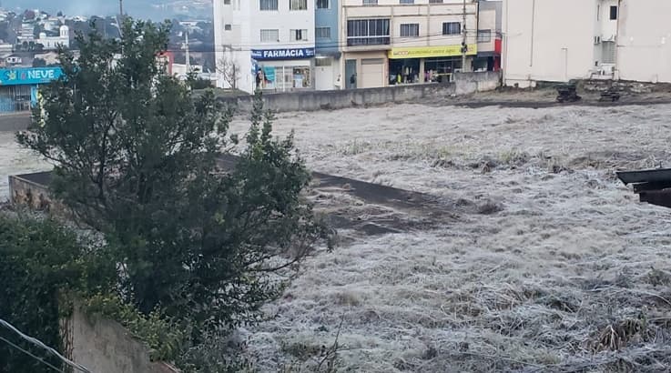 Geada Forte Cobre Caçador e Região com Temperaturas Negativas